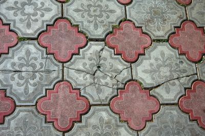 Fix Cracked Pavers